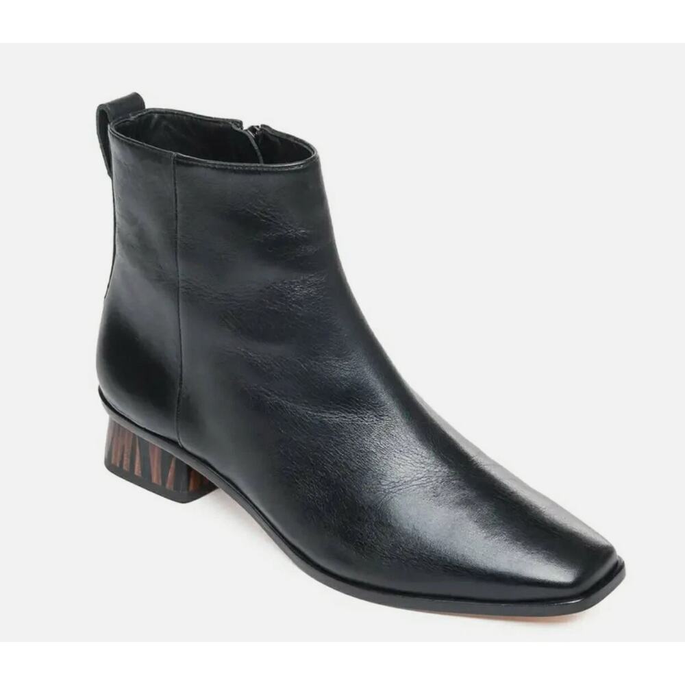 Bernardo Sz 6 Black Leather Block Heel Side Zip Square Toe Booties